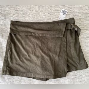 Forever 21 Suede Skort NWT